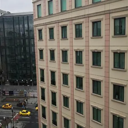 Appartement Luxury With Terrace │ Near Ramada Istambul